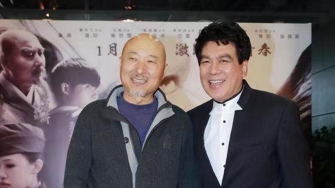 71 岁成龙服老了？《捕风追影》告诉你，这才是动作片该有的样子！