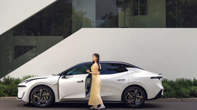 品质与浪漫的双重奔赴！年轻人备婚首推领克 07 EM-P