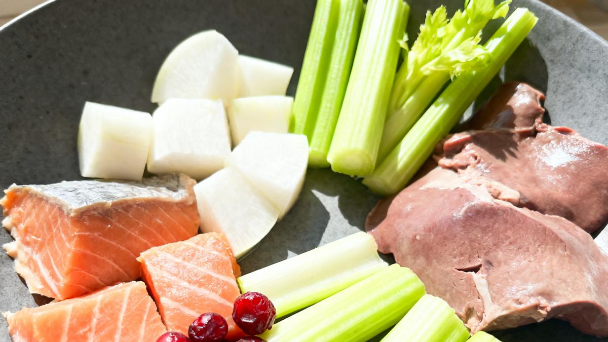 新手能学的自制猫饭肾猫低磷配方！自制猫饭科学配比呵护爱宠健康