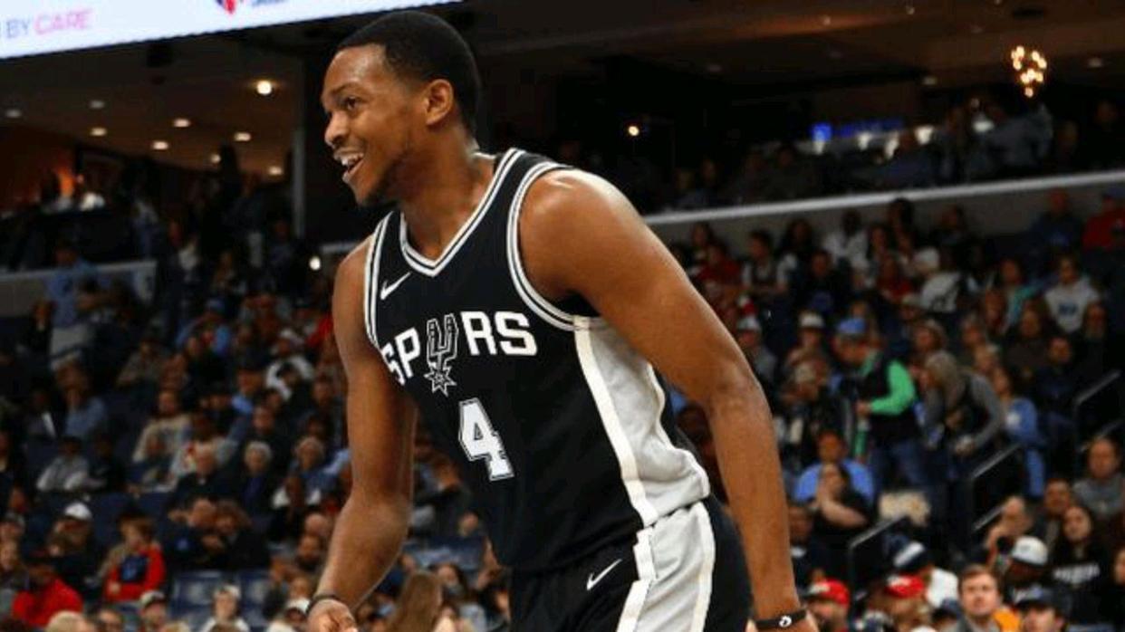 福克斯26分 NBA马刺主场135-126力克老鹰 沃克38分