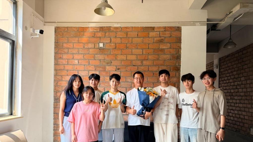 成都银杏酒店管理学院学子在全国数字建筑创新应用大赛中获佳绩