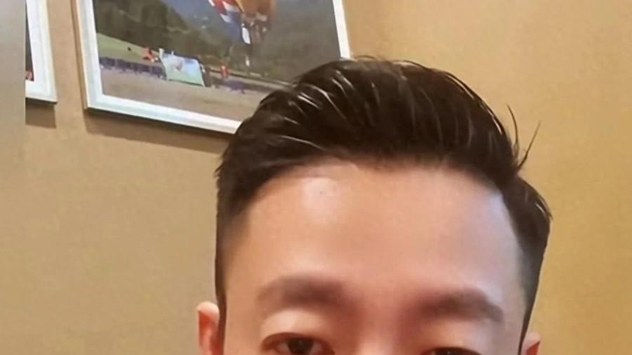 寺庙密会被拍！小玥儿驼背躲避镜头，S妈深夜朋友圈飙脏话暴露人性真相