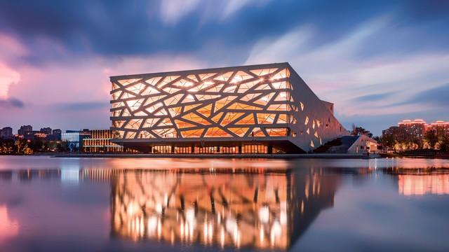 已知条件4a+6b=9, 计算5a^2+16b^2最小值的四种方法