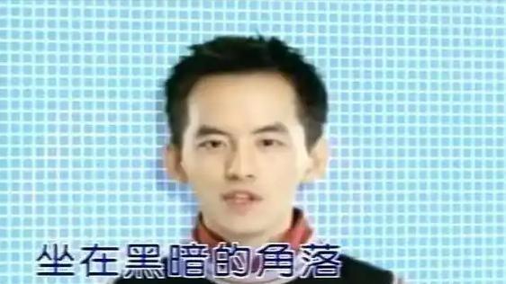 聚光灯下的阴影：揭秘4位男星的“性丑闻”事件，其中一人竟侵害百余名女性！