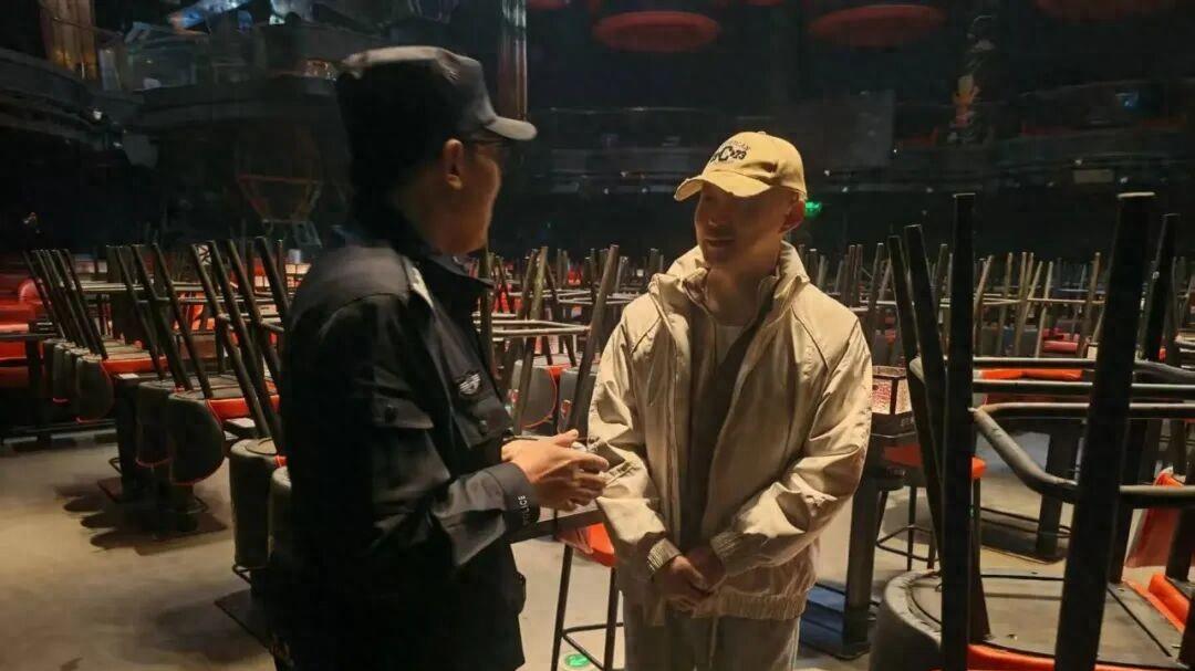 西安莲湖公安：夜查守护不打烊，点亮辖区“平安灯”