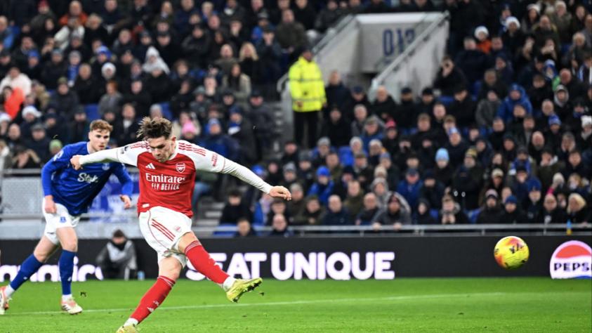 争冠角力！榜首三强皆取胜：曼城最从容，枪手最心慌，维拉最硬气