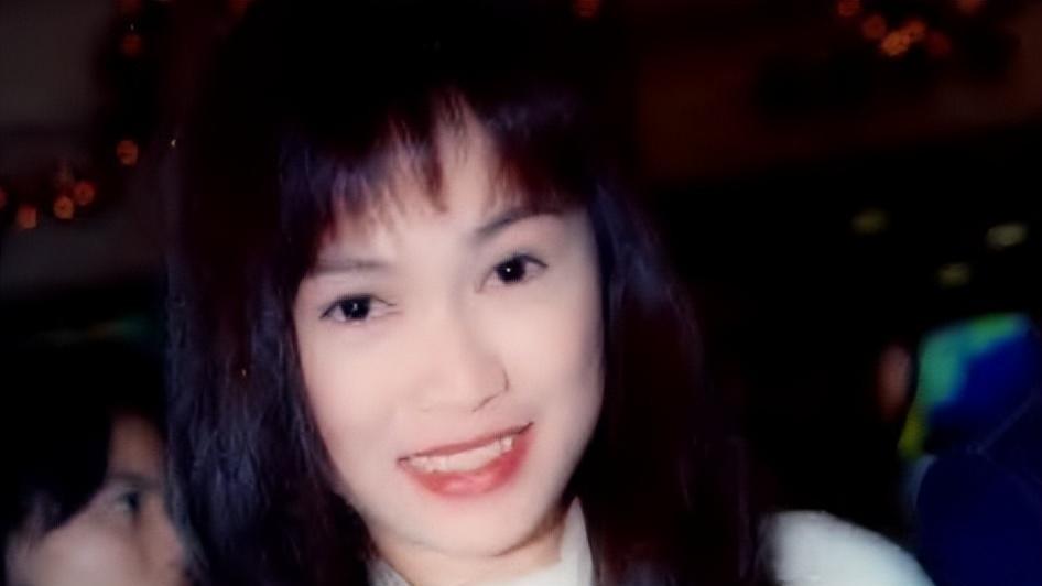 她是“新加坡小姐”冠军姚莹莹，比袁咏仪还美，两次遇渣男怀孕后被抛弃