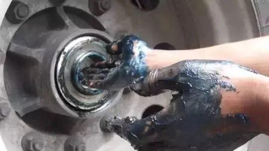 轴承安装完成后需要做什么