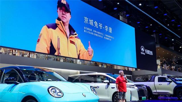 为车主特调奶茶，亲征耐力赛，长城老魏“为爱上场”