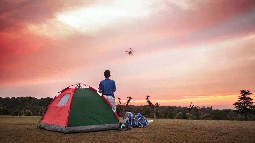 景区爆满、高铁票售罄，旅游业却反常的不景气？3大原因导致