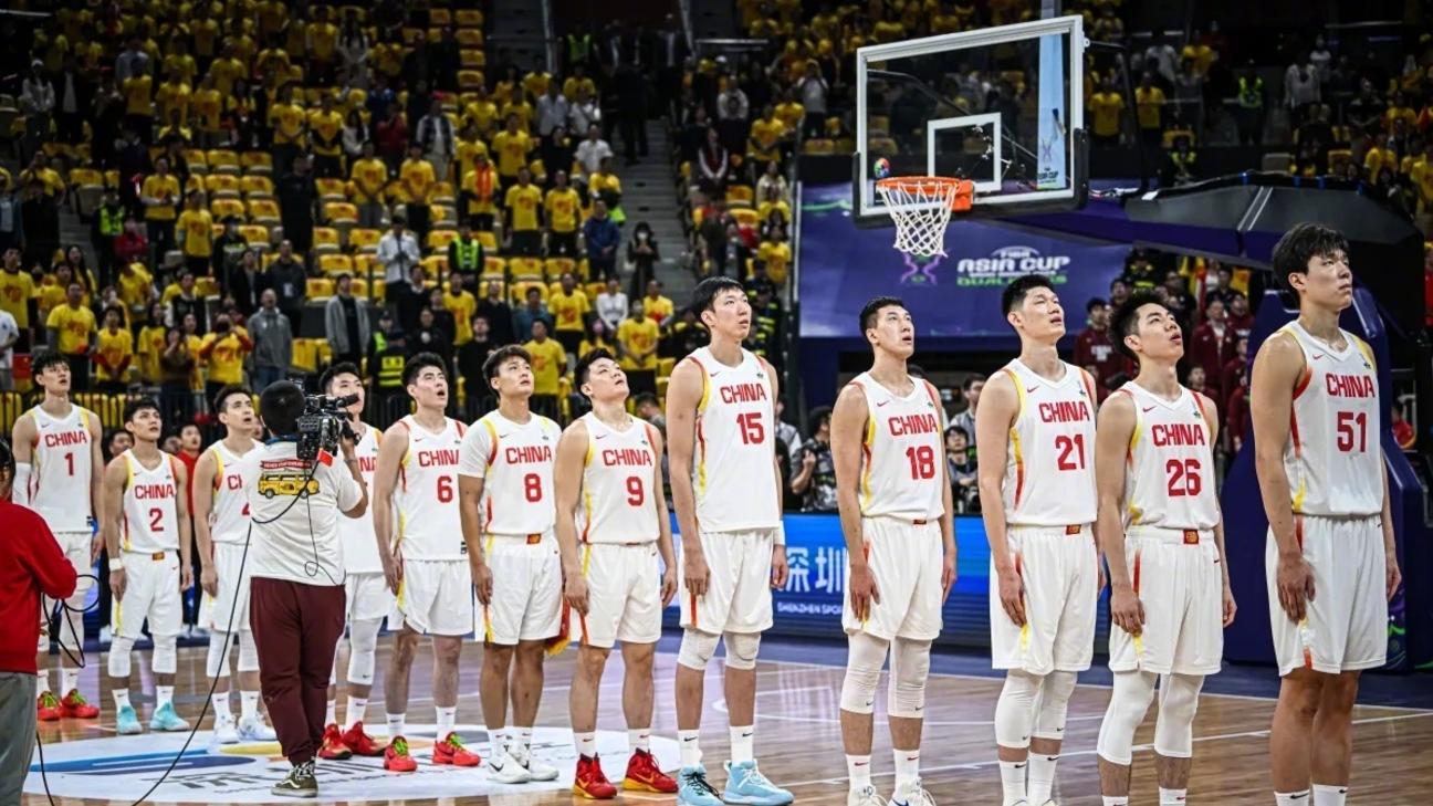 男篮要规划！郭士强强调：关键时刻解决问题很重要，洛夫顿强势加盟