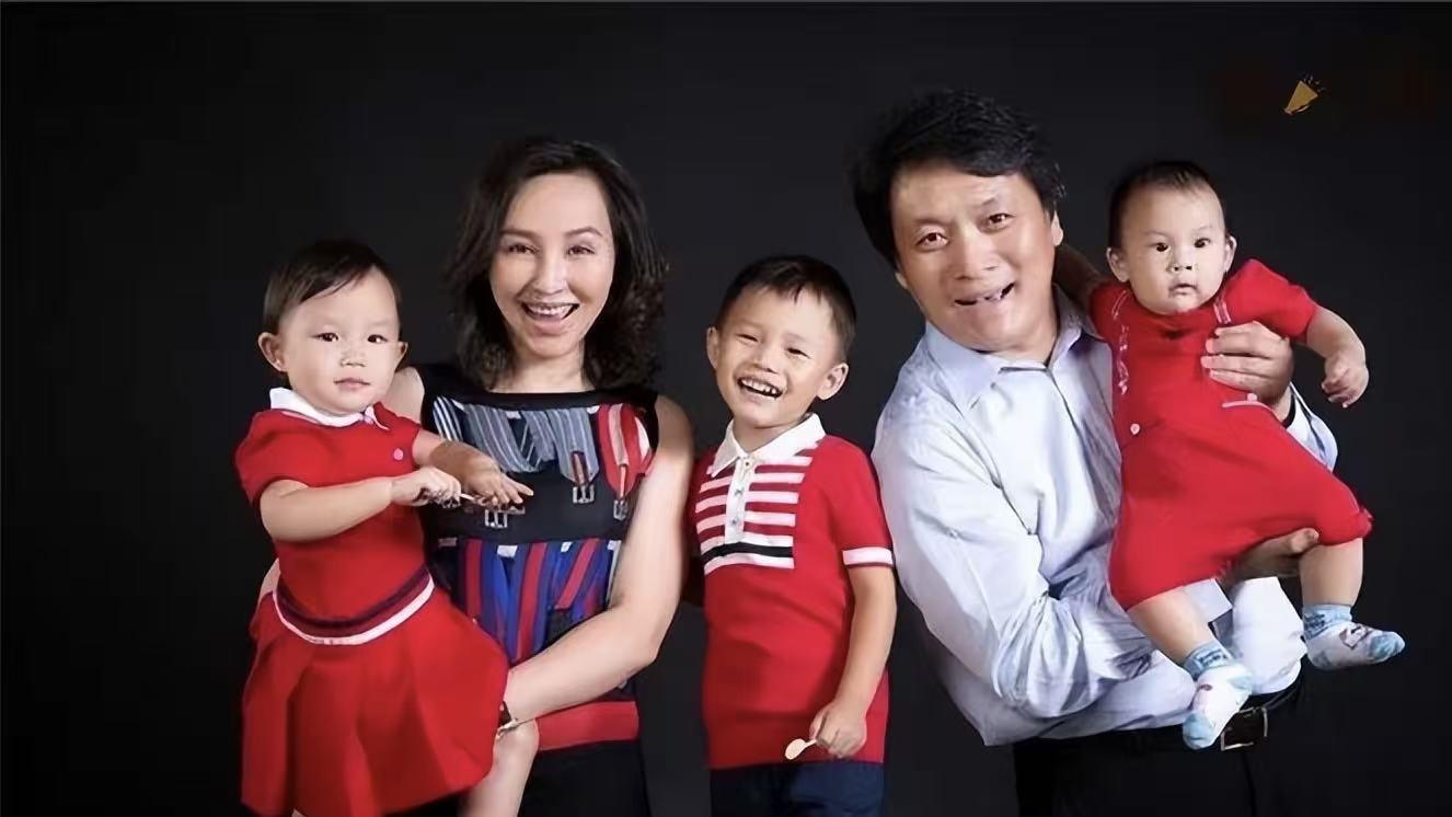 原来他们是夫妻，从清贫到富有，恩爱三十年，《唐朝诡事录》让他们翻红了