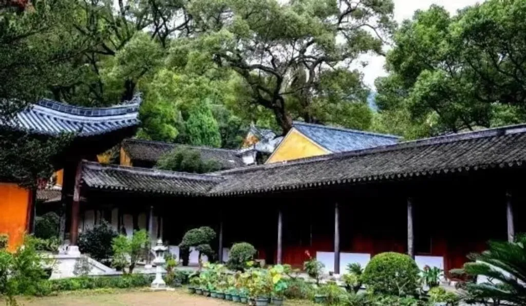高铁直达！5A免费景区，中国唯一一个自己种粮食的寺庙