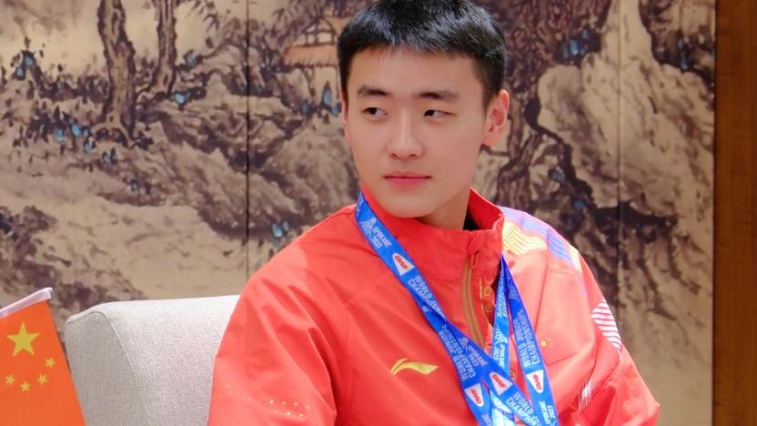 他本是国羽天才, 却遭教练冷落连搭档都被抢, 如今独揽双冠逆袭打脸