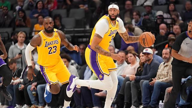 随着火箭首胜，开拓者大胜湖人，NBA西部最新排名：马刺4连胜领跑