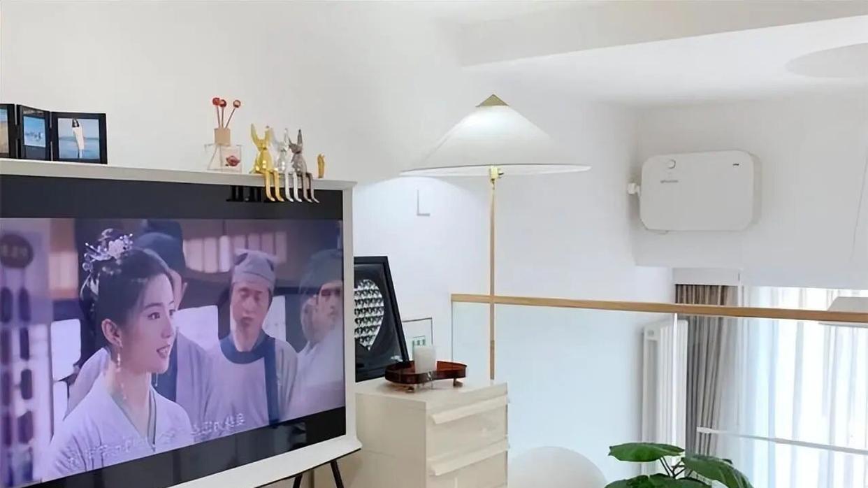 头一次见到香港的房子，14㎡竟有双客厅，那叫一个高级，必须晒晒