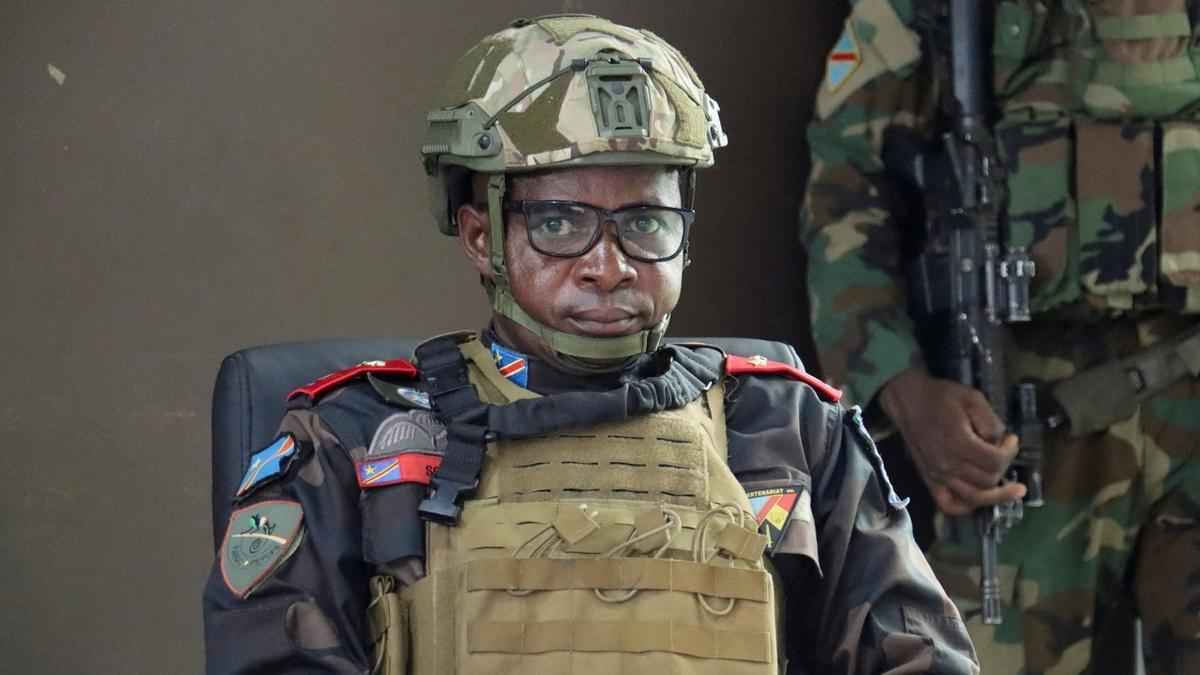 俄乌战火未熄，拒绝站队的生存智慧