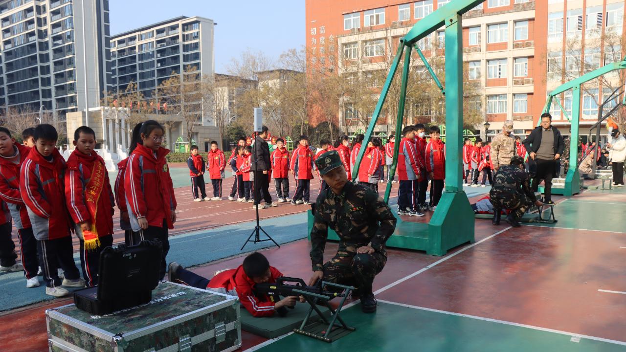 南阳市示范区国防教育宣教活动走进姜营小学