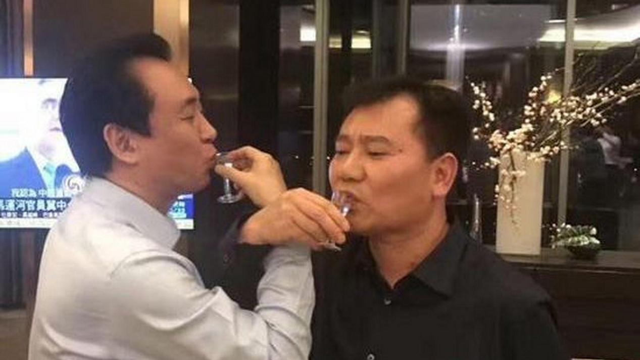 苏宁破产真赖不着别人，都是自己“作”出来的