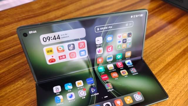 vivo X Fold5上手体验：折叠屏旗舰的「全面进化」
