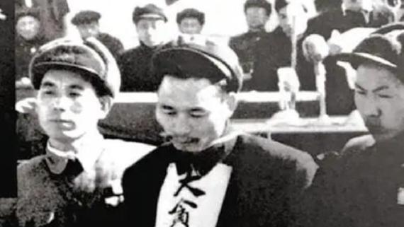 1951年天津市委书记为张子善，刘青山说情，薄一波：你去找毛主席