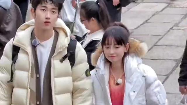 3年了，金莎孙丞潇给内娱狠狠上了一课，周一围的良苦用心没白费