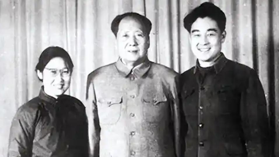 李敏李讷是主席的女儿，原总参文化部长李静也是毛主席的“女儿”