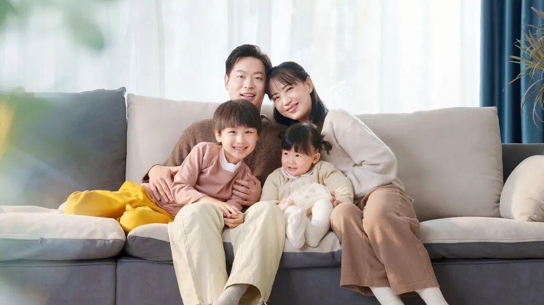 女儿“不治疗不用药”走出抑郁并复学：一位爸爸的成长之路
