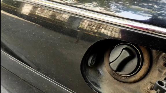 油箱盖上的四大隐藏功能，老司机都在偷偷用#每天一个用车知识