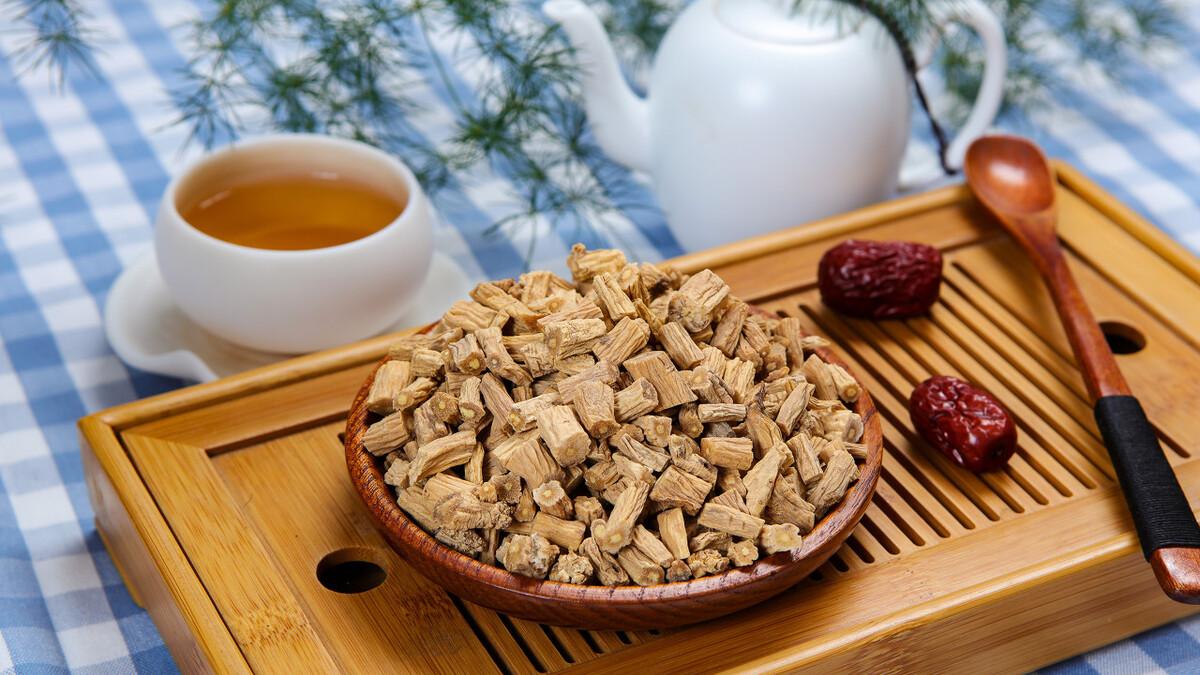 养好三气，才能活得久！心气靠黄芪、脾气用党参、肾气依赖仙灵脾