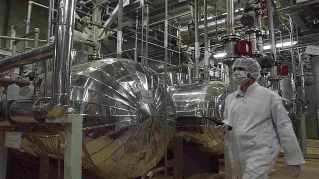 核设施又被炸，伊朗怒撕防空网，无情斩杀36名摩萨德成员