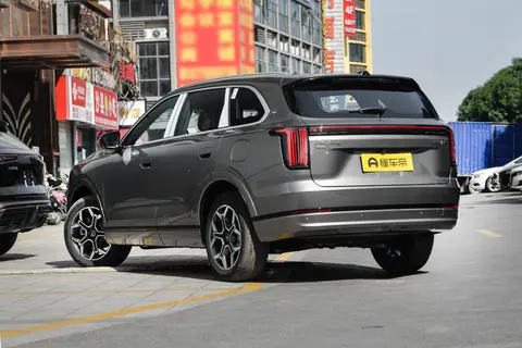 旅行小房车新玩法！山海L7 PLUS五座版本究竟香不香？