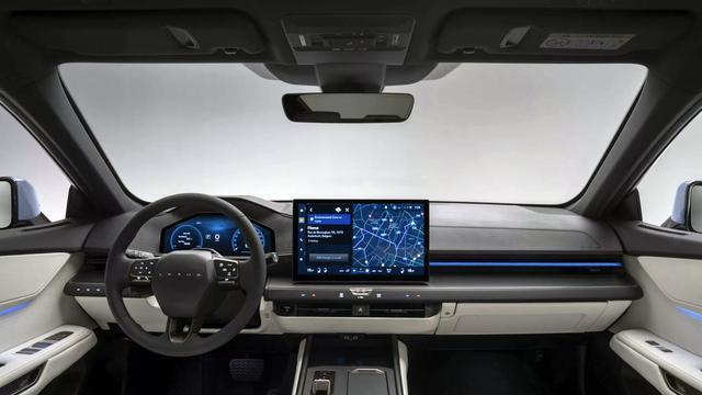 新款 雷克萨斯 ES瞄准奔驰和宝马