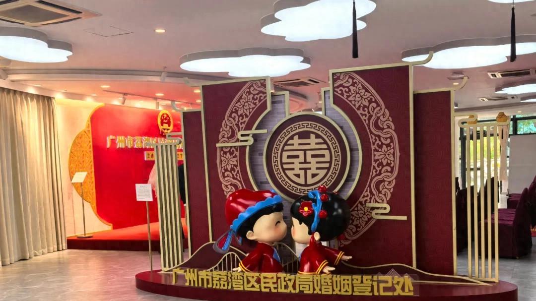 离婚预约“一号难求”，黄牛代抢兴起：普通人办理一项简单手续，为何越来越累？