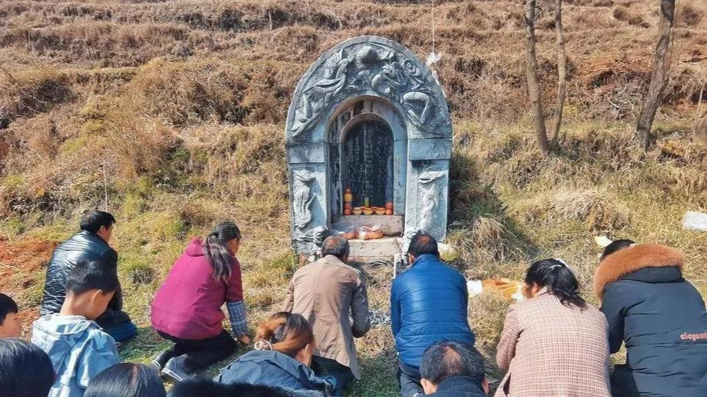 今年清明不一般，百年不遇！老人说“五人不上坟”，是哪五种人？有科学道理吗？