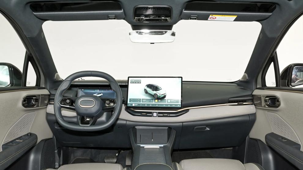 1.5T+7DCT，11.76万起售，领克06是都市青年出行好伙伴？