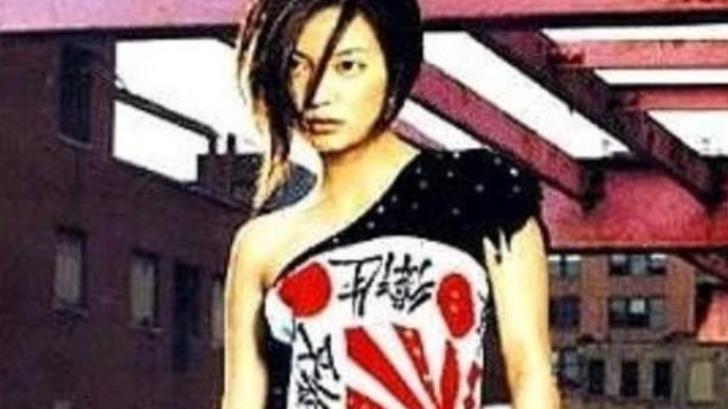 赵薇四年沉寂，深夜试探，生日互动，她想卷土重来？