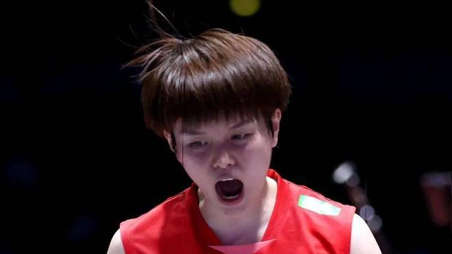 狂轰21比5和21比3！国羽新一姐打懵对手，女单新王牌统治羽坛？