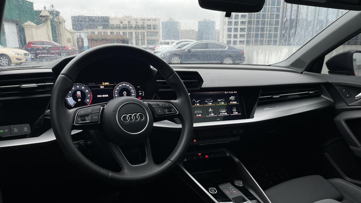 红色旋风，都市型男的首选座驾——二手奥迪A3Sportback