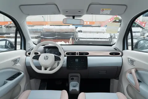 4 万拿下全球化代步车！零跑 T03 ，5 万级超值之选