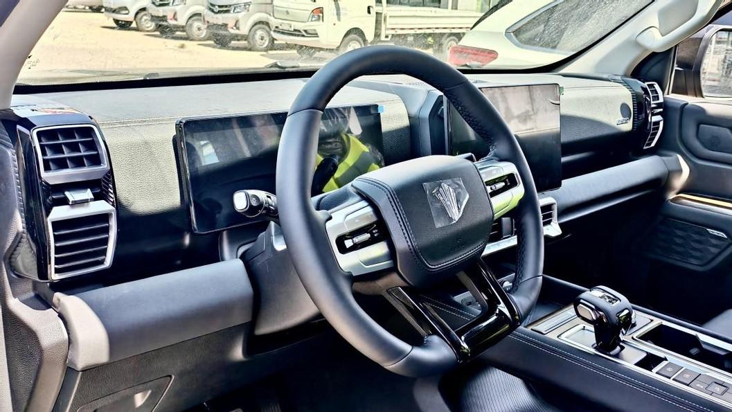 内饰新升级，玩趣不设限，2024款大道追光者领潮夏末秋初自驾风尚