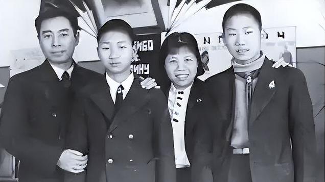 得知苏联国际儿童院没有中文课，毛主席：孩子们的教育必须要纠偏