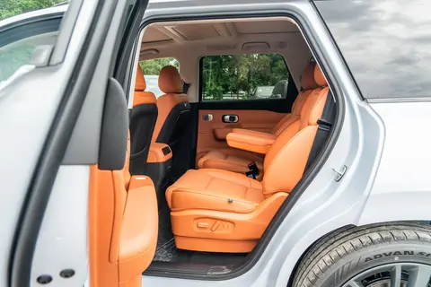 增购家用车怎么选？避开三大误区，20万内拿下"豪华车体验"