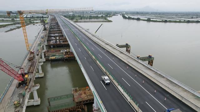 广东新动脉：深汕西八车道贯通湾区