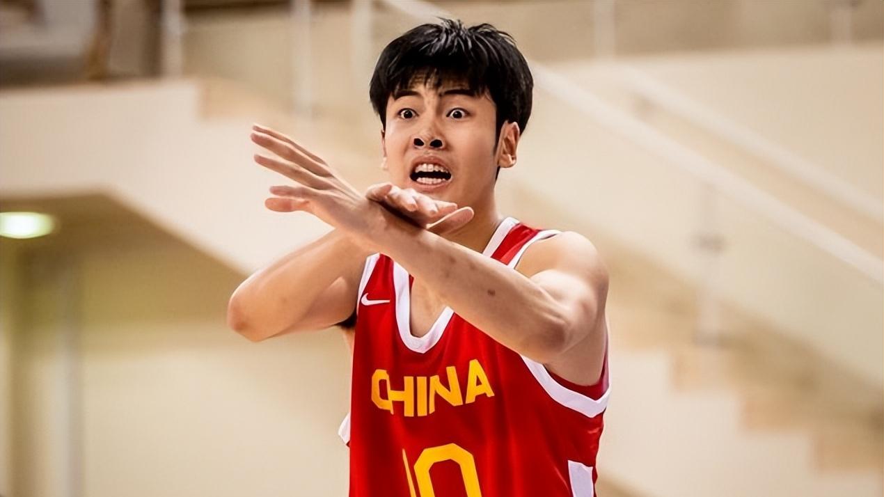 再砍高分美媒大赞！张博源已成美高明星 郭士强会招他打世预赛吗