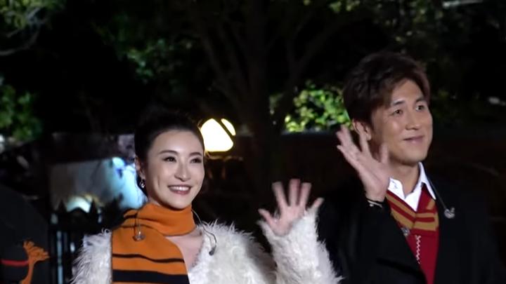 TVB视帝谭俊彦与林夏薇跨年合唱《明天会更好》！