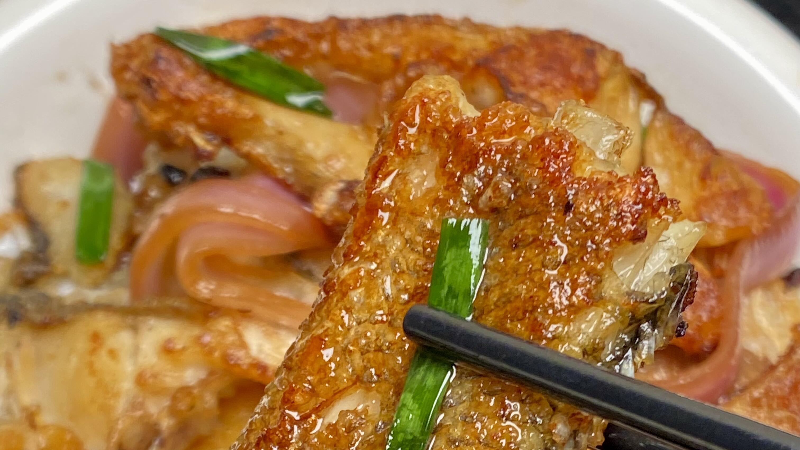 香煎鲈鱼：用简单步骤，打造舌尖上的幸福