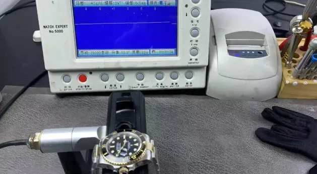 二手表的“馅饼”与“陷阱”：高性价比背后，是新手难以想象的深水区！