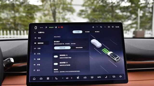 智驾比银河E5强，续航还干到了1234公里，深蓝S05有戏吗？