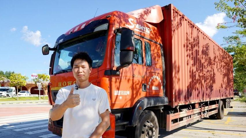 95后职业司机配上技术领先的豪沃TX 好开省油更赚钱